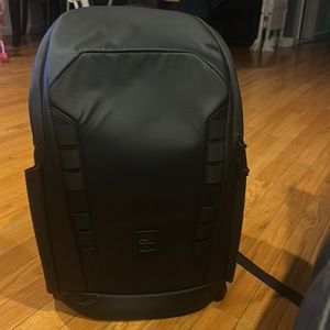 MCKINNON CAMERA PACK 25L